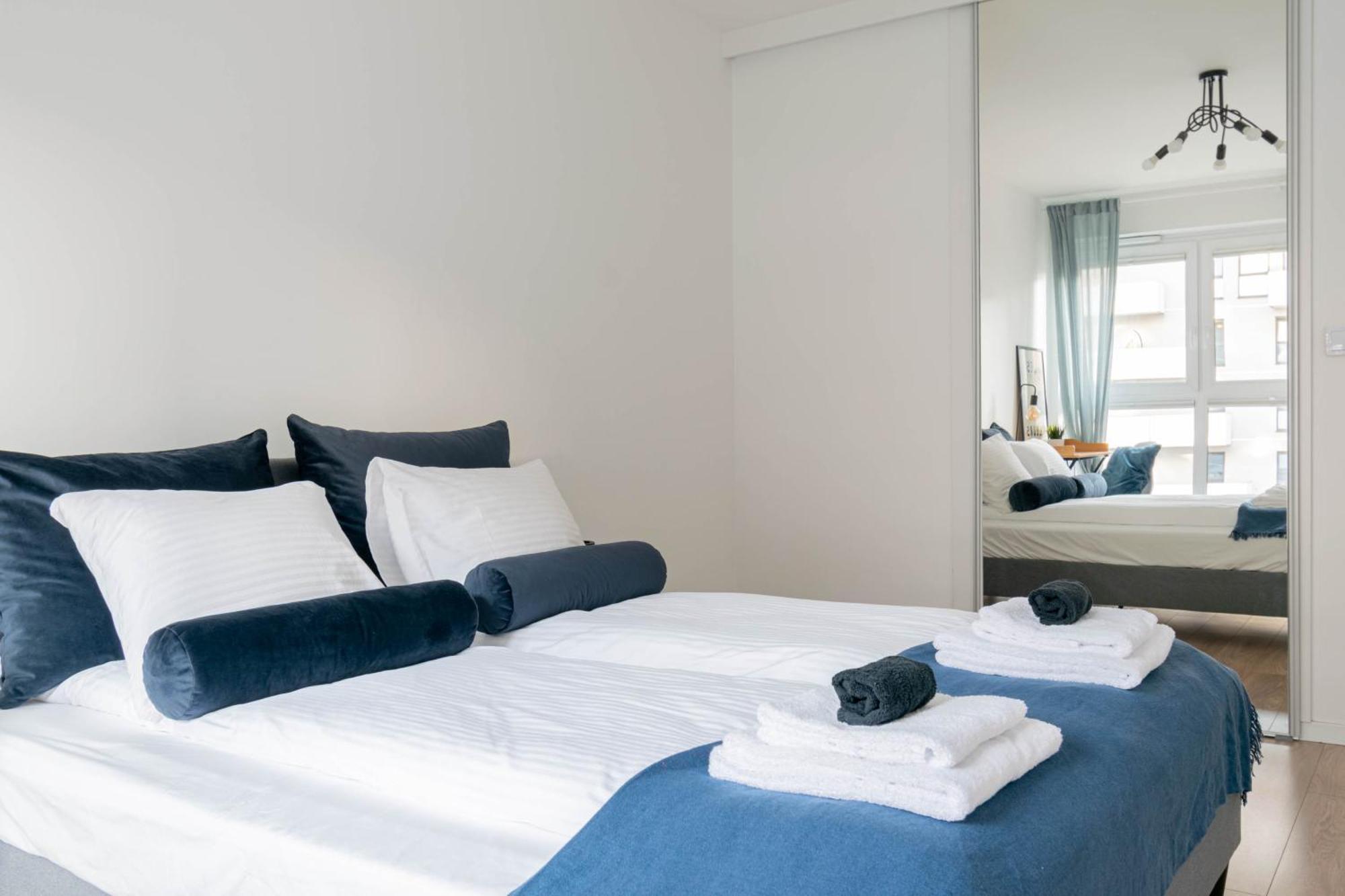 Appartamento Oasis Trzy Stawy - Free Parking - Self Check-In Katowice Esterno foto